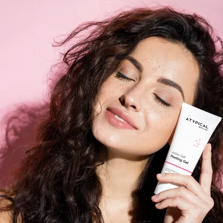 Cât de des ar trebui să îți exfoliezi tenul? Opinia Dermatologilor Cât de des ar trebui să îți exfoliezi tenul? Opinia Dermatologilor