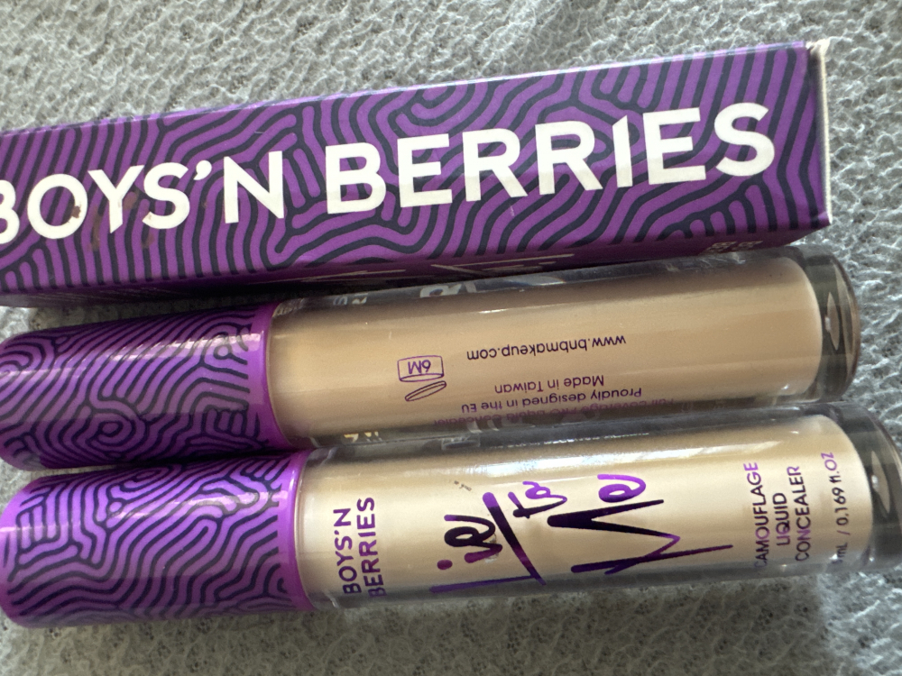 Poza produs Corector Boys`n Berries Lie to Me Camouflage Liquid Concealer