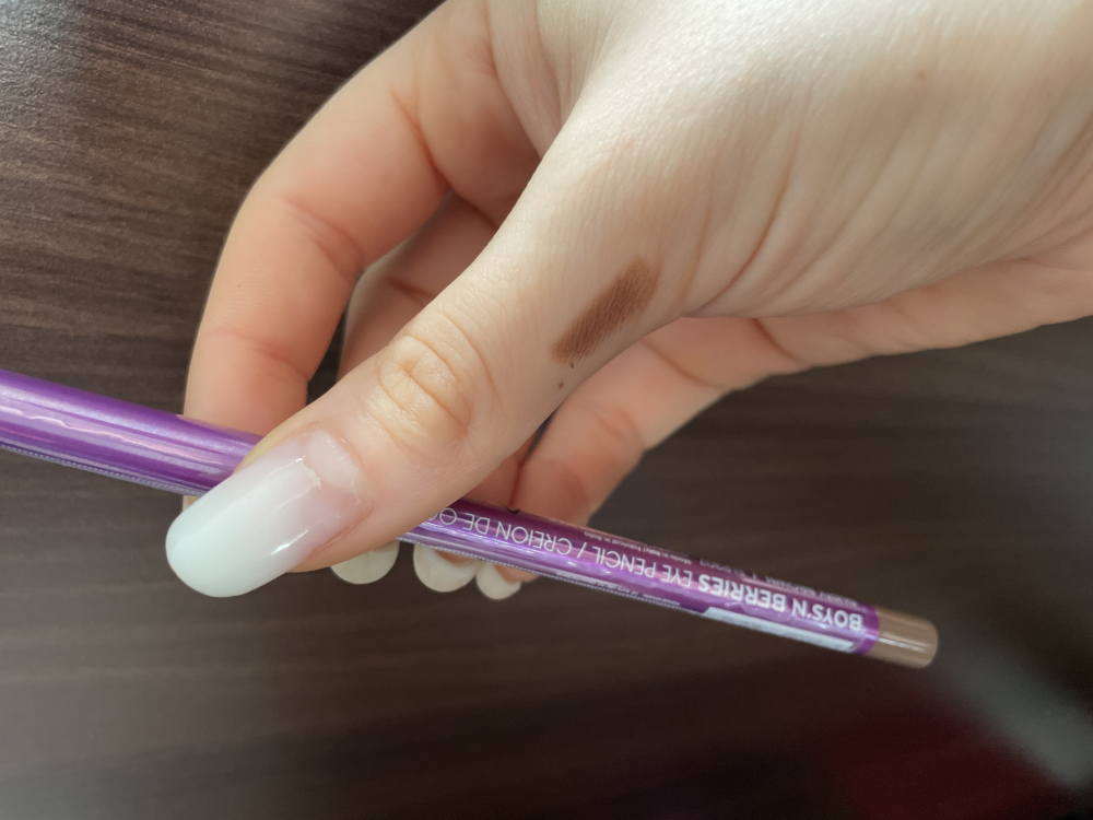 Poza reala Creion Ochi Boys`n Berries Pro Eye Liner Pencil