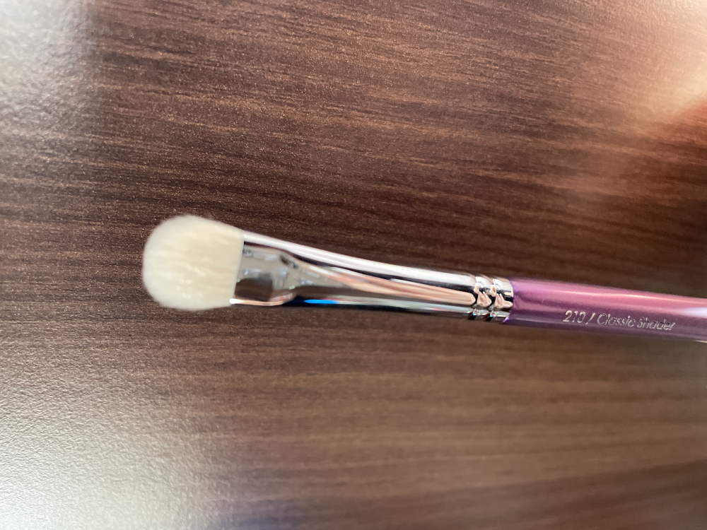 Poza reala Pensula Profesionala Machiaj Boys`n Berries Classic Shader