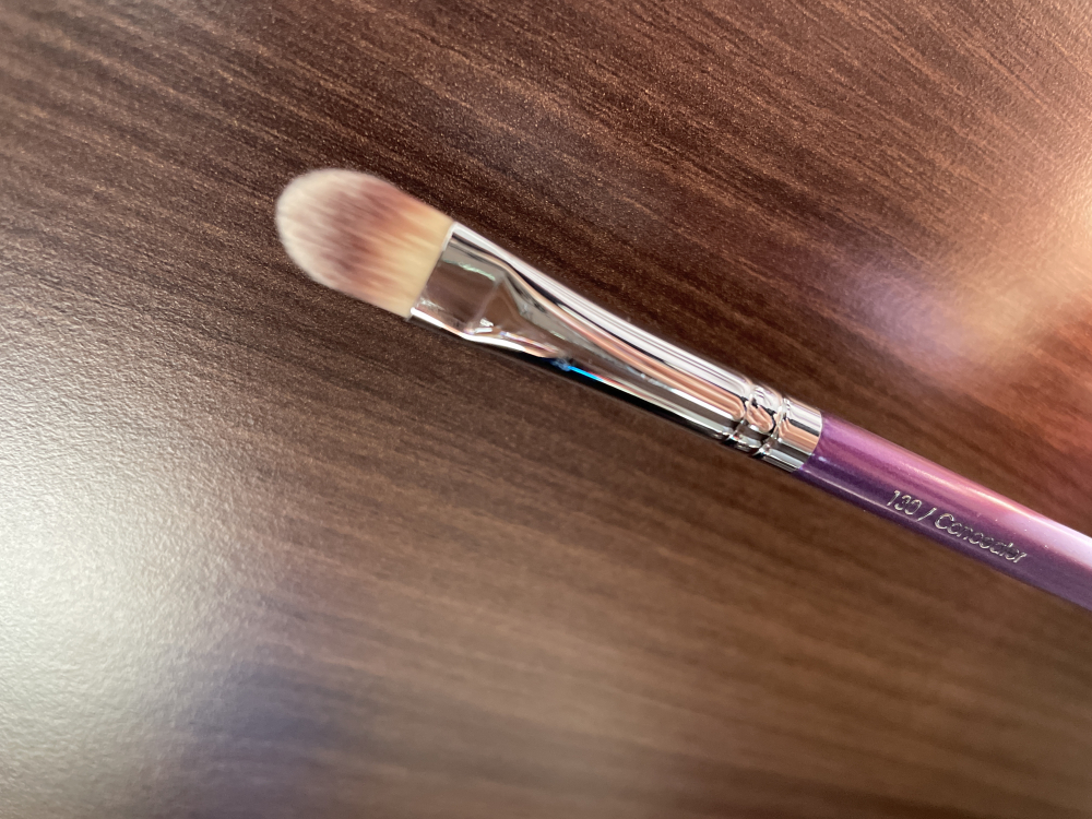 Poza reala Pensula Profesionala Machiaj Boys`n Berries Concealer