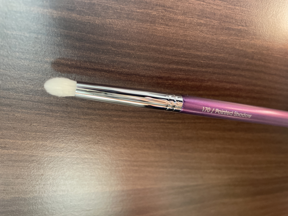 Poza reala Pensula Profesionala Machiaj Boys`n Berries Pointed Shadow