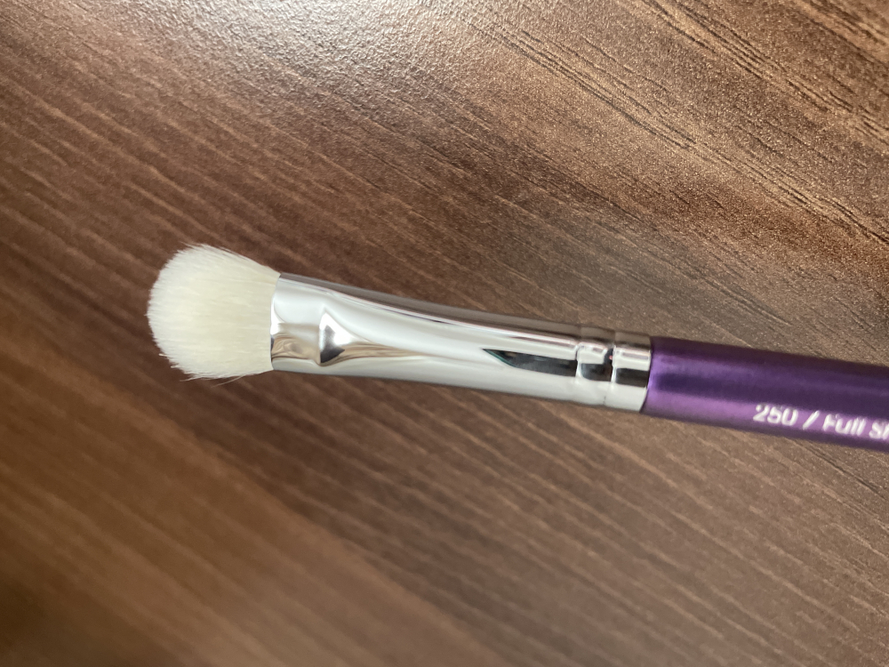 Poza reala Pensula Profesionala pentru Machiaj Boys`n Berries Full Shader