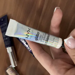 Poza reala Baza pentru Glitter NYX Professional Makeup Glitter Primer