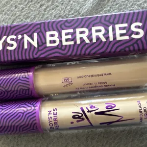Poza reala Corector Boys`n Berries Lie to Me Camouflage Liquid Concealer Vanilla