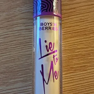 Poza reala Corector Boys`n Berries Lie to Me Camouflage Liquid Concealer Vanilla