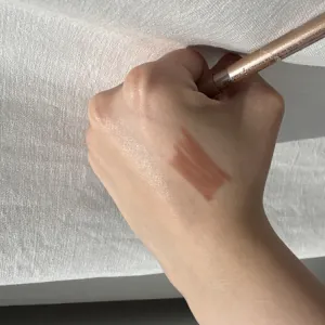 Poza reala Creion Buze Boys`n Berries Nudelicious Lip Pencil Eclair
