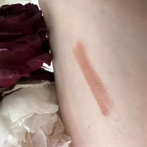 Poza reala Creion Buze Boys`n Berries Nudelicious Lip Pencil Eclair