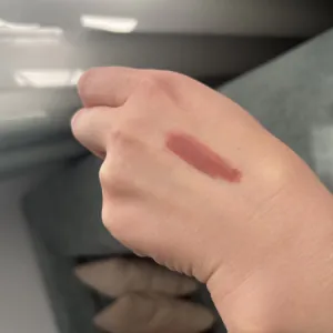 Poza reala Creion Buze Boys`n Berries Nudelicious Lip Pencil Eclair