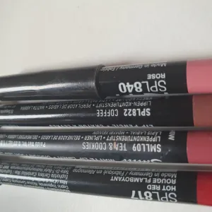 Poza reala Creion buze NYX Professional Makeup Slim Lip Pencil