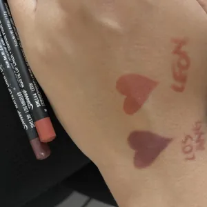 Poza reala Creion de Buze NYX Professional Makeup Suede Matte Lip Liner Sao Paulo