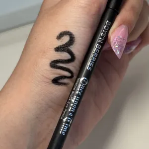 Poza reala Creion Ochi Boys`n Berries Once Upon a Time Intense Black Eye Pencil