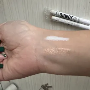 Poza reala Creion ochi NYX Professional Makeup Jumbo Eye Pencil Sherbert