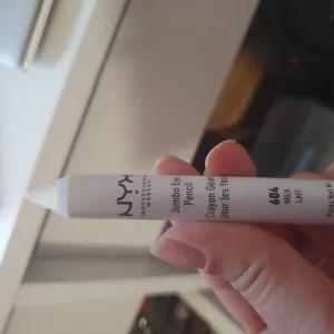 Poza reala Creion ochi NYX Professional Makeup Jumbo Eye Pencil Sherbert
