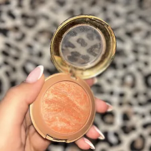 Poza reala Fard de Obraz Milani Baked Blush