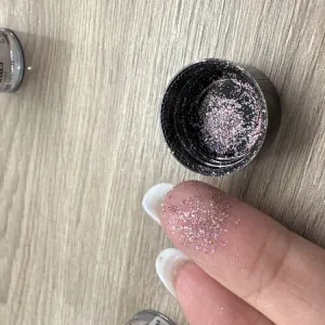 Poza reala Glitter Pulbere NYX Professional Makeup Metallic Glitter