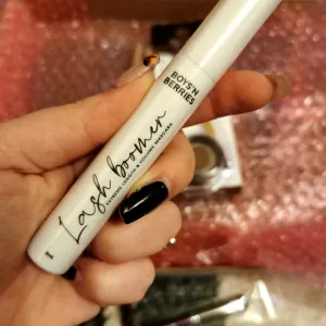Poza reala Mascara Boys`n Berries Lash Boomer Extreme Length & Volume Mascara