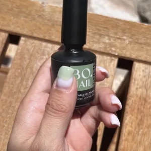 Poza reala Oja Semipermanenta BO.NAIL Soakable Gel Polish #153 Don`t Leaf Me