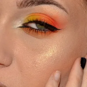 Poza reala Paleta de Farduri BPerfect x Stacey Marie Carnival XL Pro Remastered
