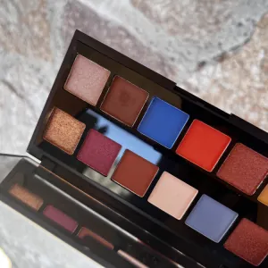 Poza reala Paleta farduri Sleek MakeUP I-divine Trippin`