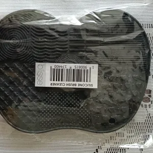 Poza reala Paleta pentru Curatarea Pensulelor Blisse Silicone Brush Cleaner Pad