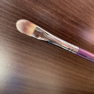 Poza reala Pensula Profesionala Machiaj Boys`n Berries Concealer