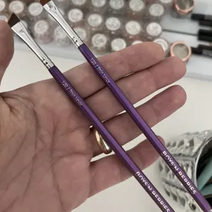 Poza reala Pensula Profesionala Machiaj Boys`n Berries Thin Liner