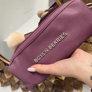 Poza reala Portfard Pensule Boys`n Berries Small