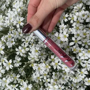Poza reala Ruj Lichid de Buze Boys`n Berries All Day Matte Fetish