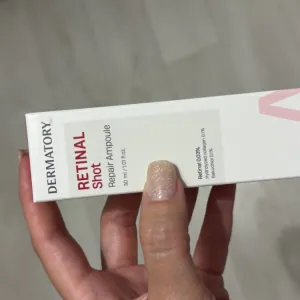 Poza reala Ser cu Retinol Dermatory Retinal Shot Firming & Repair Ampoule