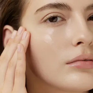 Ser cu Mucina de Orez Arencia Rice Mucin Glow Serum 30 Packed with Vitamins