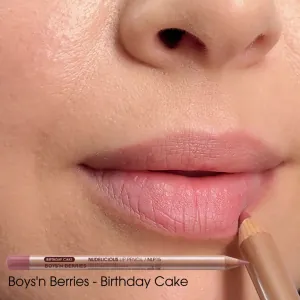 Creion Buze Boys`n Berries Nudelicious Lip Pencil Birthday Cake