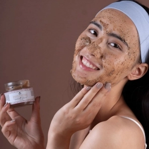 Exfoliant Hidratant Nature Spell Brown Sugar & Coffee Face Scrub