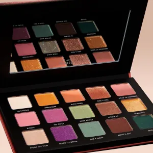 Paleta Farduri Milani Gilded Terra Eyeshadow Palette