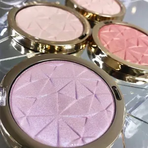 Iluminator Milani Hypnotic Lights Powder Highlighter
