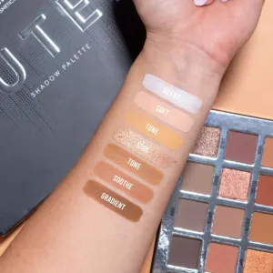 Paleta de Farduri BPerfect Muted Palette