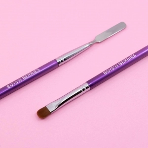 Pensula Profesionala Machiaj Boys`n Berries Cream Definer Duo