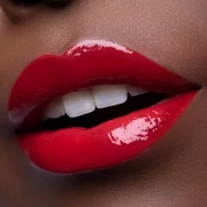 Ruj lichid Nyx Professional Makeup Shine Loud Pro Pigment Shine On a Mission