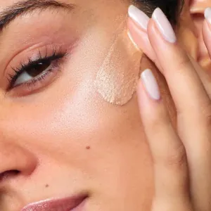 Iluminator lichid Sleek MakeUP Highlighting Elixir Poppin Bottles
