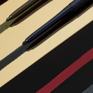 Contur pentru Ochi Milani Stay Put Eyeliner