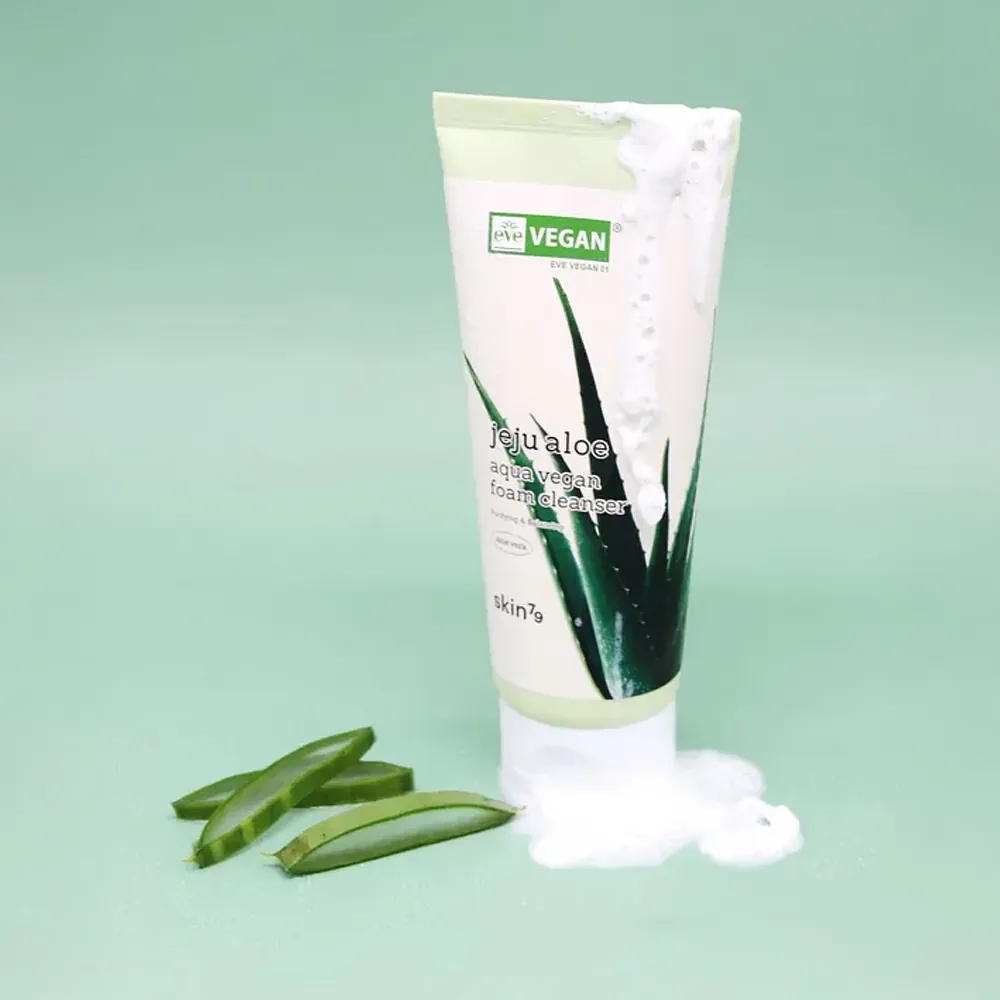 Spuma de Curatare cu Aloe skin79 Jeju Aloe Aqua Vegan Foam Cleanser