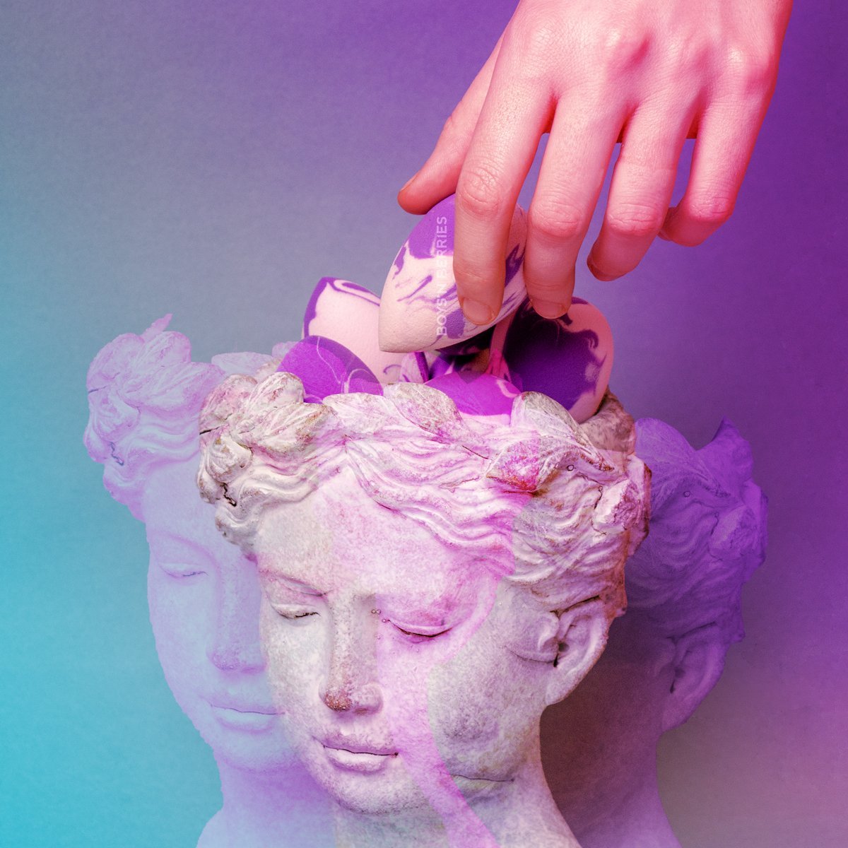 Buretel Boys`n Berries Mingle Berry Makeup Sponge