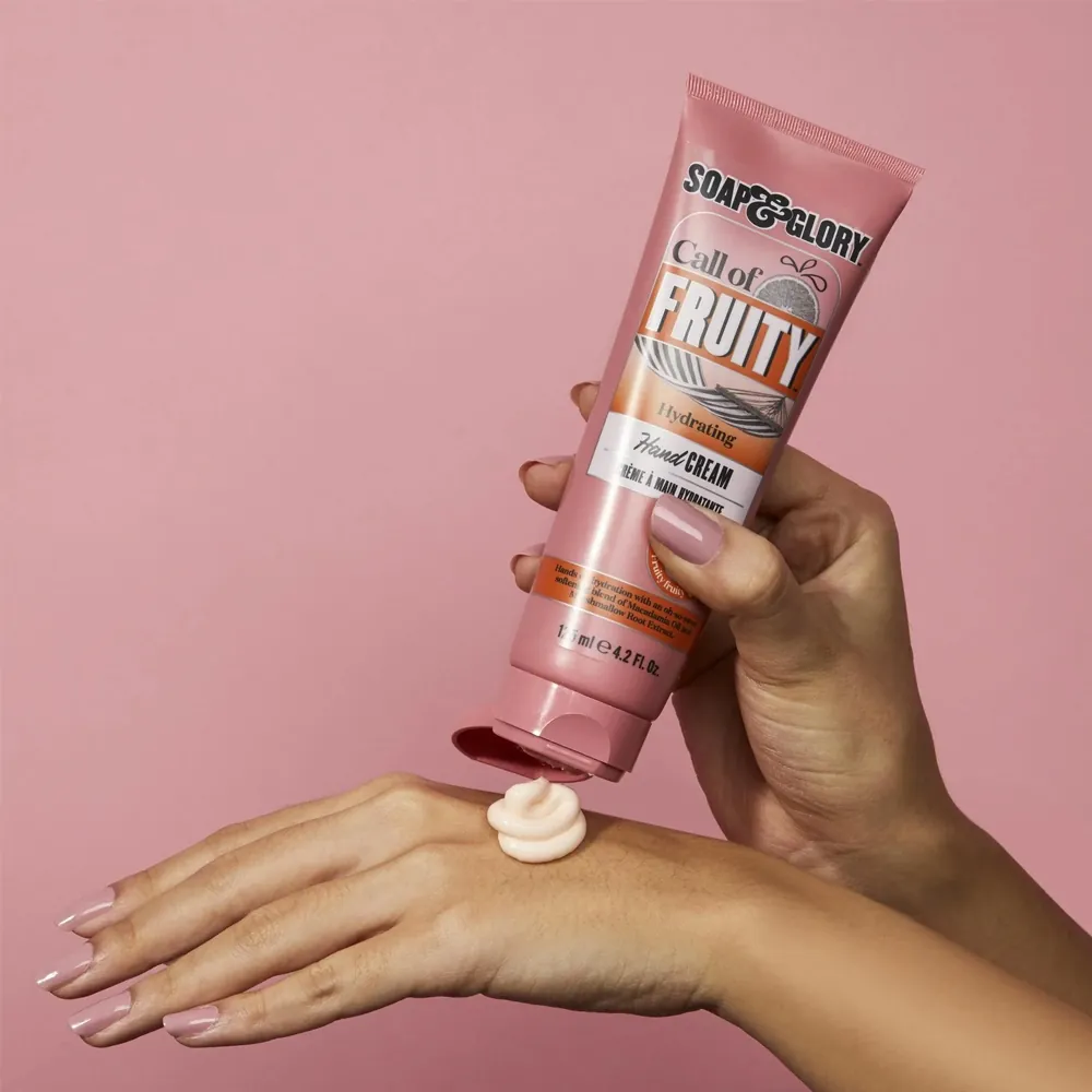 Cremă de mâini Soap & Glory Call of Fruity Hand Cream