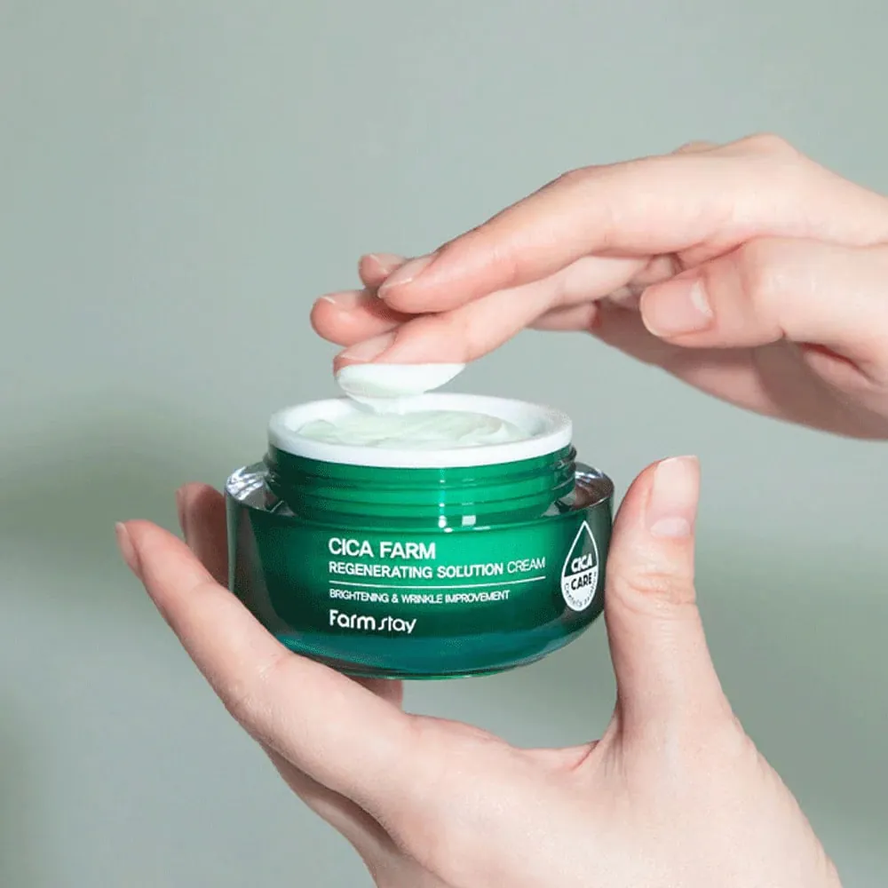 Crema Reparatoare Farmstay Cica Farm Regenerating Solution Cream