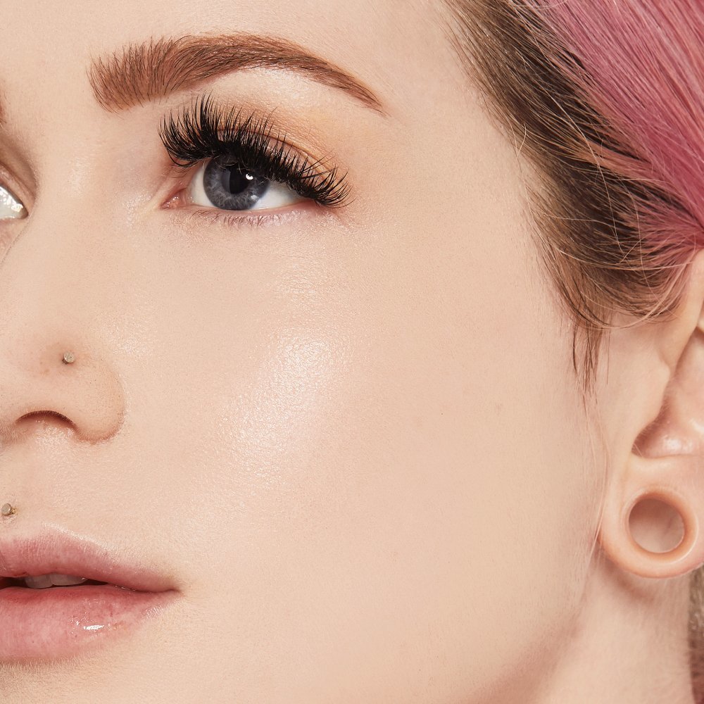 Fond de ten Milani Screen Queen Foundation 120 Warm Nude