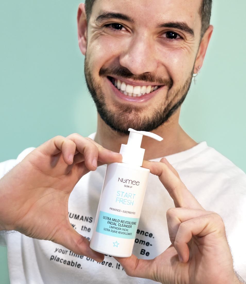 Gel Curatare Numee Glow Up Start Fresh Ultra Mild Revitalising Facial Cleanser