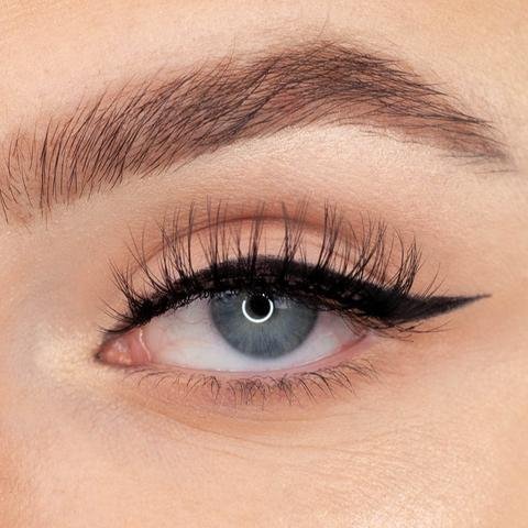 Gene False KissUSA Lash Couture LuXtensions Collection Black Swan
