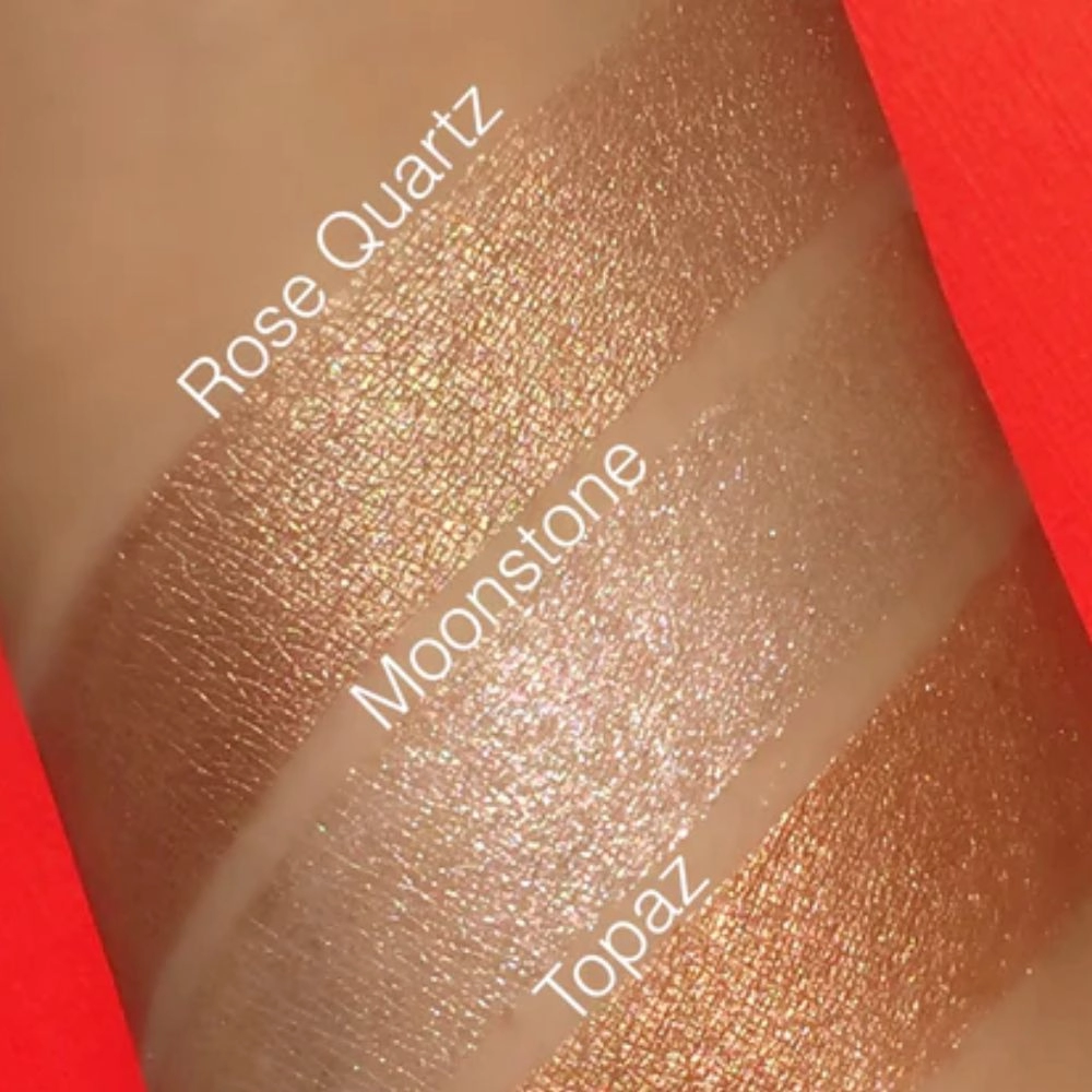 Lotiune Iluminatoare Ofra Dew the Dew Body Highlighter Rose Quartz