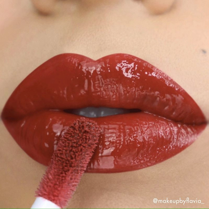 Luciu Buze pentru Volum Milani Keep it Full MAXXX Lip Plumper Bae