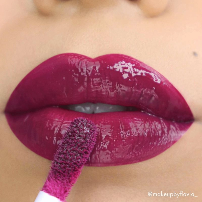 Luciu Buze pentru Volum Milani Keep it Full MAXXX Lip Plumper No Strings